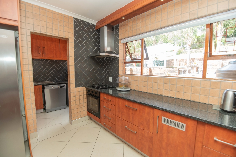 4 Bedroom Property for Sale in Lovemore Heights Estate Eastern Cape